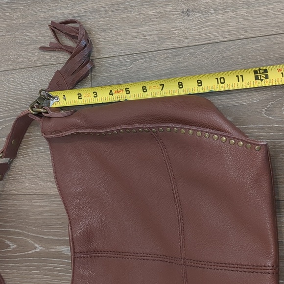 The Sak Brown Leather Shoulder Bag - Picture 9 of 10